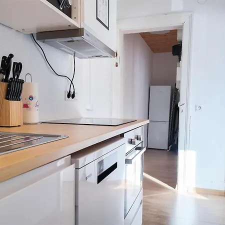 아파트 Alfa 4 Zimmer-apartment Bei Stuttgart Zentral 5 Betten L Bad Kueche Wlan Wm L Langzeitaufenthalte L Bath Kitchen 5 Beds Wifi Wm L Long *